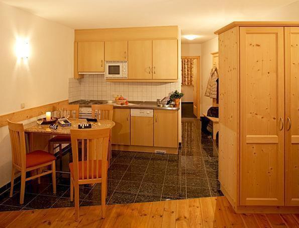 Apart Ehart Sankt Anton am Arlberg Room photo